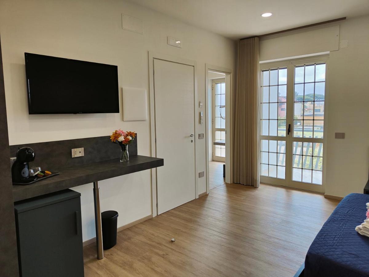Rosa Rooms بومبيي المظهر الخارجي الصورة