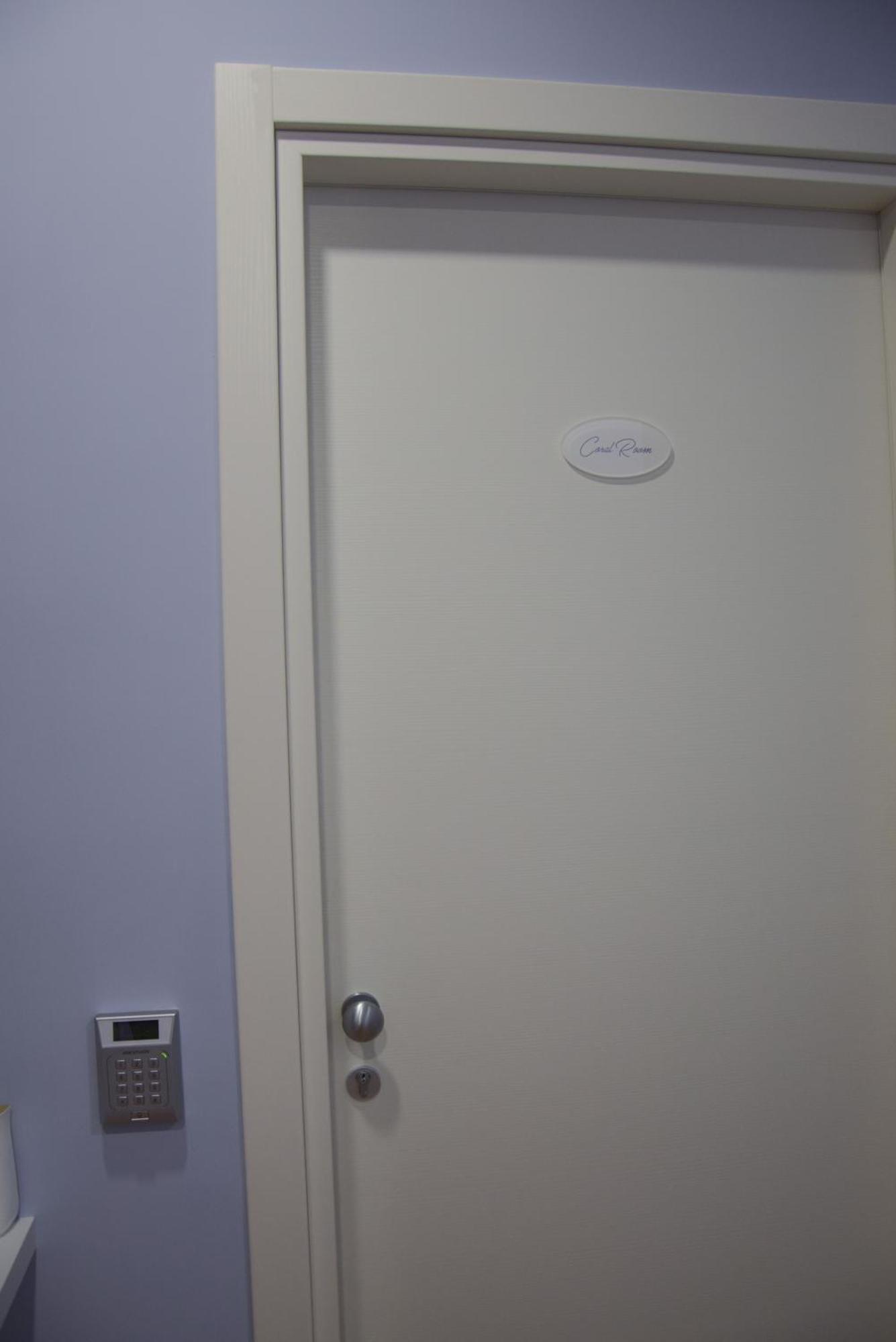 Rosa Rooms بومبيي المظهر الخارجي الصورة
