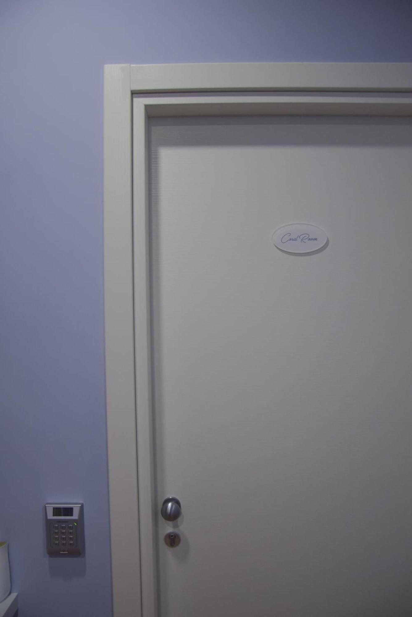 Rosa Rooms بومبيي المظهر الخارجي الصورة