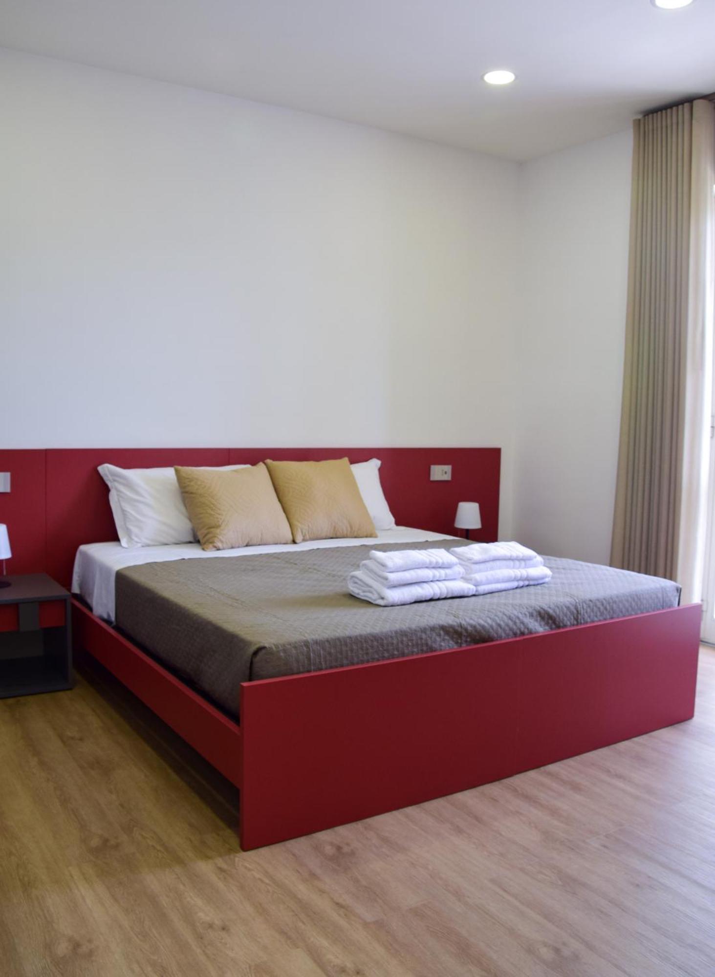 Rosa Rooms بومبيي المظهر الخارجي الصورة