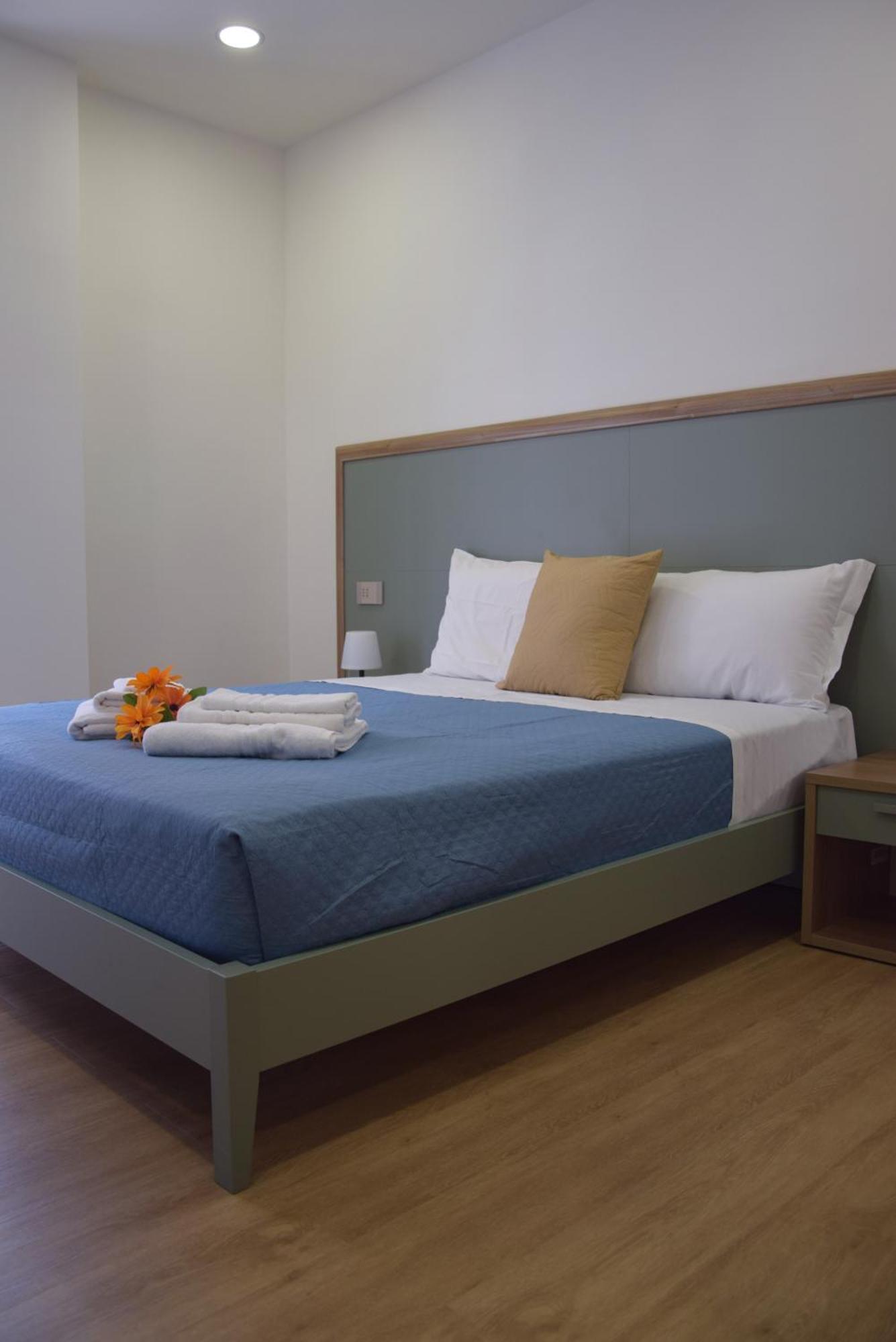 Rosa Rooms بومبيي المظهر الخارجي الصورة